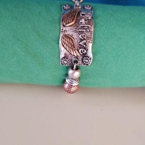 Bracelet western style beads and uplifting message